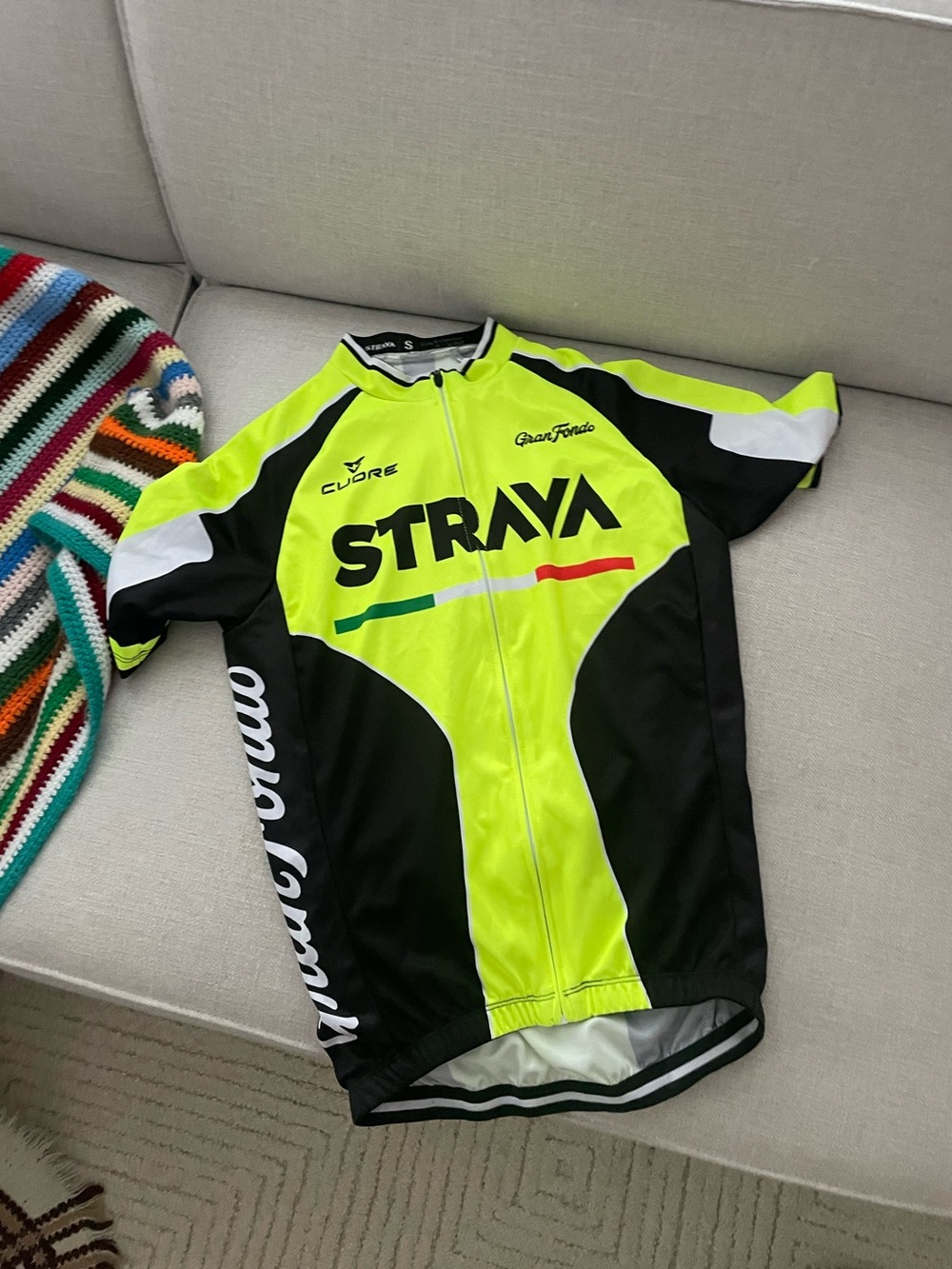 Women’s High-Visibility Yellow & Black Cycling Jersey
